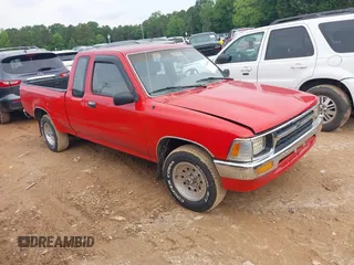 1991 Toyota Pickup z VIN JT4VN93D5M5018545, wystawiony jako IAAI lot #42366875 z przebiegiem 213 799 mil mil oraz . Historia ofert i sprzedaży dostępna na DreamBid. Obrazek 1.