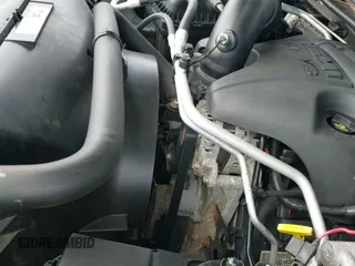 2014 Ram 1500 Big Horn z VIN 1C6RR7LT7ES120327, wystawiony jako IAAI lot #42830989 z przebiegiem 129 079 mil mil oraz . Historia ofert i sprzedaży dostępna na DreamBid. Obrazek 20.