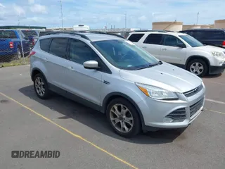 2013 Ford Escape SE with VIN 1FMCU0G96DUC25023, listed as a IAAI auction lot 42024257 with 60,792 mi miles. Bid and sale history available at carsss.com. Image 1.