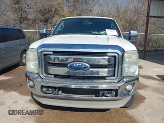 2012 Ford F-250 XL z VIN 1FT7X2B65CEA15950, wystawiony jako IAAI lot #41786771 z przebiegiem 306 477 mil mil oraz . Historia ofert i sprzedaży dostępna na DreamBid. Obrazek 12.