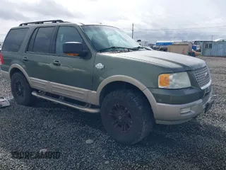 2005 Ford Expedition Eddie Bauer with VIN 1FMFU18505LA76629, listed as a IAAI auction lot 41795253 with 1 mi miles. Bid and sale history available at carsss.com. Image 1.