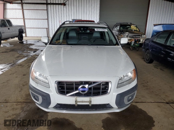 2012 Volvo XC70 T6 with VIN YV4902BZ6C1139611, listed as a Copart auction lot 82472264 with 169,873 mi miles and Clean Title. Bid and sale history available at DreamBid. Image 5.