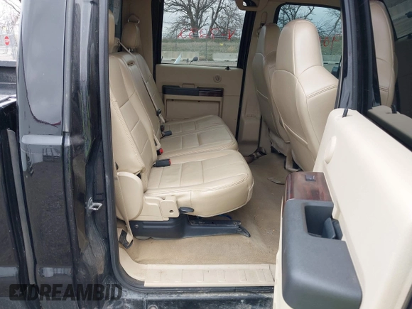 2010 Ford Super Duty F-250 SRW XL with VIN 1FTSW2BR2AEB07232, listed as a IAAI auction lot 41948951 with 124,116 mi miles. Bid and sale history available at carsss.com. Image 8.