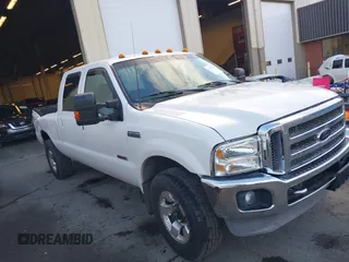 2003 Ford F-250 XL с VIN 1FTNW21P53EB48504, выставлен на аукционе IAAI как лот 41495259 с пробегом 257 559 миль миль и . История ставок и продаж доступна на DreamBid. Изображение 13.