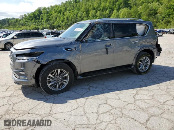 2020 Infiniti QX80 Luxe z VIN JN8AZ2NFXL9703516, wystawiony jako Copart lot #56106045 z przebiegiem 105 257 mil mil oraz Szkoda całkowita • Salvage title. Historia ofert i sprzedaży dostępna na DreamBid. Obrazek 1.