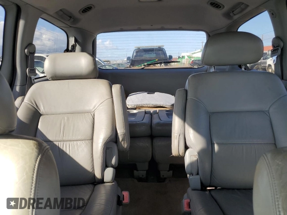 2001 Toyota Sienna LE with VIN 4T3ZF13C91U355926, listed as a Copart auction lot 88992805 with 130,397 mi miles and Salvage title. Bid and sale history available at DreamBid. Image 10.