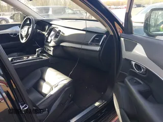 2016 Volvo XC90 Momentum with VIN YV4102XK7G1073911, listed as a IAAI auction lot 42053561 with 77,620 mi miles. Bid and sale history available at carsss.com. Image 5.