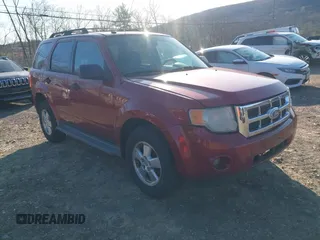 2010 Ford Escape XLT z VIN 1FMCU9DG9AKA87993, wystawiony jako IAAI lot #42068919 z przebiegiem Nie podano mil oraz . Historia ofert i sprzedaży dostępna na DreamBid. Obrazek 1.