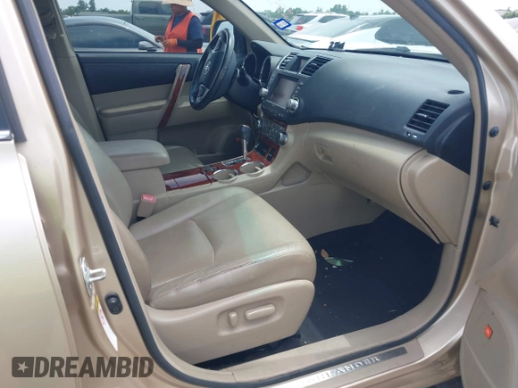 2011 Toyota Highlander Limited с VIN 5TDYK3EH7BS036510, выставлен на аукционе IAAI как лот 42457710 с пробегом 150 045 миль миль и . История ставок и продаж доступна на DreamBid. Изображение 5.