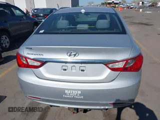 2011 Hyundai Sonata GLS with VIN 5NPEB4AC9BH046707, listed as a IAAI auction lot 42029546 with 176,065 mi miles and . Bid and sale history available at carsss.com. Image 17.
