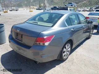 2008 Honda Accord Sdn EX-L with VIN JHMCP26878C037685, listed as a IAAI auction lot 42008966 with 186,865 mi miles. Bid and sale history available at carsss.com. Image 4.