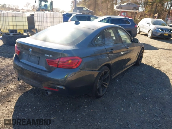 2019 BMW 4 Series 440i xDrive with VIN WBA4J7C52KBM75345, listed as a IAAI auction lot 40613703 with 31,402 mi miles and . Bid and sale history available at carsss.com. Image 4.