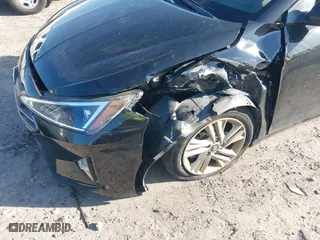 2019 Hyundai Elantra SEL with VIN 5NPD84LF1KH414055, listed as a IAAI auction lot 41705271 with 16,879 mi miles. Bid and sale history available at carsss.com. Image 6.