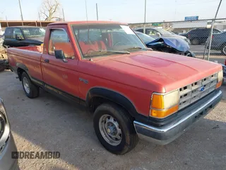 1989 Ford Ranger XLT with VIN 1FTCR10A6KUC37010, listed as a IAAI auction lot 41892634 with 52,902 mi miles. Bid and sale history available at carsss.com. Image 1.