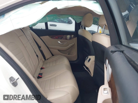 2017 Mercedes-Benz C 300 с VIN 55SWF4JB9HU179554, выставлен на аукционе IAAI как лот 42290729 с пробегом 142 389 миль миль и . История ставок и продаж доступна на DreamBid. Изображение 8.