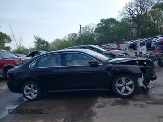 2012 Volkswagen Passat SE z VIN 1VWBP7A37CC005654, wystawiony jako IAAI lot #42019336 z przebiegiem 199 228 mil mil oraz . Historia ofert i sprzedaży dostępna na DreamBid. Obrazek 13.