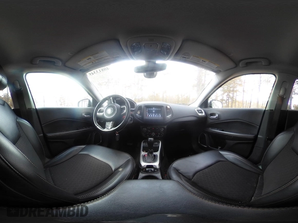 2021 Jeep Compass Altitude z VIN 3C4NJCBB3MT585670, wystawiony jako IAAI lot #40813345 z przebiegiem 59 152 mil mil oraz . Historia ofert i sprzedaży dostępna na DreamBid. Obrazek 18.