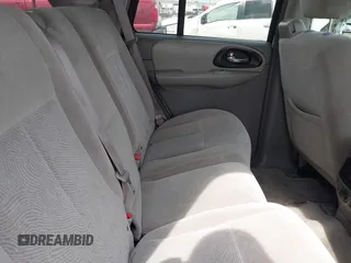 2006 Chevrolet TrailBlazer LS with VIN 1GNDS13S062360615, listed as a IAAI auction lot 40089118 with 207,436 mi miles and . Bid and sale history available at DreamBid. Image 8.