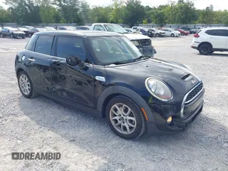 2016 MINI Hardtop 4 Door S with VIN WMWXU3C53G2D30807, listed as a IAAI auction lot 42545577 with 86,952 mi miles and . Bid and sale history available at DreamBid. Image 1.
