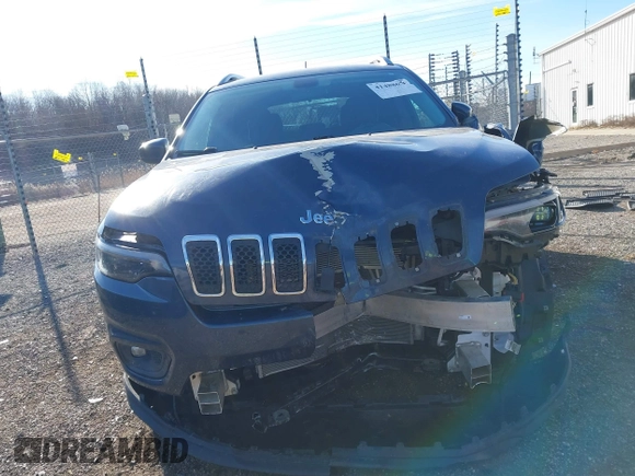 2019 Jeep Cherokee Latitude with VIN 1C4PJMCX4KD469454, listed as a IAAI auction lot 41488654 with 92,634 mi miles. Bid and sale history available at carsss.com. Image 12.