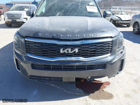2022 Kia Telluride S with VIN 5XYP6DHC6NG236642, listed as a IAAI auction lot 41696702 with 63,505 mi miles. Bid and sale history available at carsss.com. Image 6.
