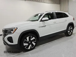 2024 Volkswagen Atlas SE z VIN 1V2WE2CAXRC219246, wystawiony jako Copart lot #55703915 z przebiegiem 39 735 mil mil oraz Czysty tytuł • Clean title. Historia ofert i sprzedaży dostępna na DreamBid. Obrazek 1.