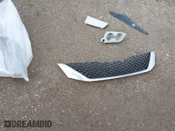 2012 Toyota Sienna SE с VIN 5TDXK3DC3CS268136, выставлен на аукционе IAAI как лот 42153110 с пробегом 248 887 миль миль и . История ставок и продаж доступна на DreamBid. Изображение 12.