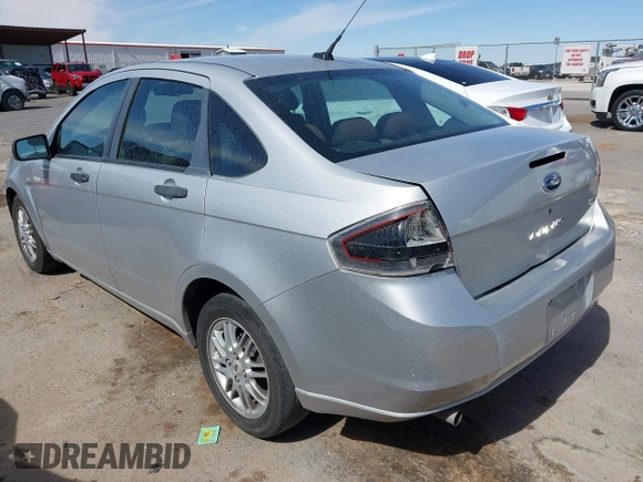 2009 Ford Focus SE z VIN 1FAHP35N99W173410, wystawiony jako IAAI lot #41648274 z przebiegiem 168 767 mil mil oraz . Historia ofert i sprzedaży dostępna na DreamBid. Obrazek 3.