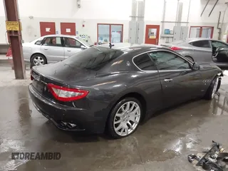 2009 Maserati GranTurismo с VIN ZAMKL45A790048595, выставлен на аукционе IAAI как лот 42094483 с пробегом 62 735 миль миль и . История ставок и продаж доступна на DreamBid. Изображение 4.