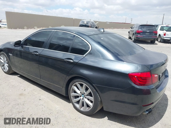 2012 BMW 5 Series 528i z VIN WBAXG5C52CDW24312, wystawiony jako IAAI lot #42083257 z przebiegiem 94 798 mil mil oraz . Historia ofert i sprzedaży dostępna na DreamBid. Obrazek 3.