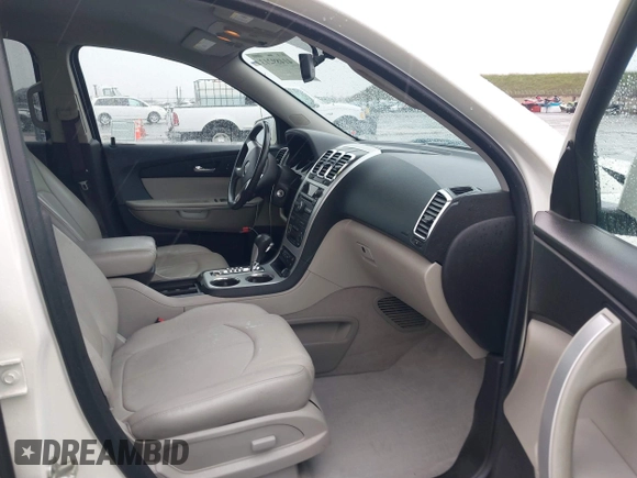 2012 GMC Acadia SLT1 with VIN 1GKKVRED2CJ361758, listed as a IAAI auction lot 41489213 with 69,623 mi miles. Bid and sale history available at carsss.com. Image 5.