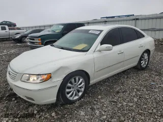 2007 Hyundai Azera SE with VIN KMHFC46F47A171001, listed as a Copart auction lot 43953835 with 217,443 mi miles and Salvage Title. Bid and sale history available at carsss.com. Image 1.