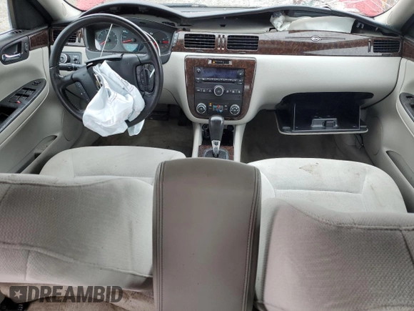 2014 Chevrolet Impala LT with VIN 2G1WB5E33E1161886, listed as a Copart auction lot 61772355 with 114,067 mi miles and Clean title. Bid and sale history available at DreamBid. Image 8.