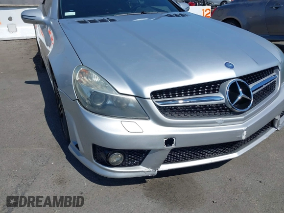 2009 Mercedes-Benz SL 55/63 AMG with VIN WDBSK70F69F148436, listed as a IAAI auction lot 42770233 with 120,523 mi miles and . Bid and sale history available at DreamBid. Image 6.