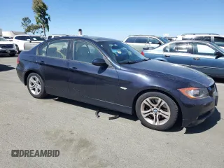 2008 BMW 3 Series 328i with VIN WBAVC57548NK78262, listed as a Copart auction lot 71132994 with 120,872 mi miles and Clean title. Bid and sale history available at DreamBid. Image 4.