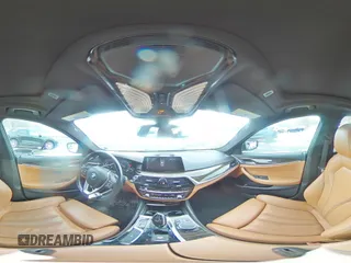 2019 BMW 5 Series 530i xDrive z VIN WBAJA7C52KWW22601, wystawiony jako Copart lot #43244135 z przebiegiem 99 958 mil mil oraz Szkoda całkowita • Salvage title. Historia ofert i sprzedaży dostępna na DreamBid. Obrazek 12.