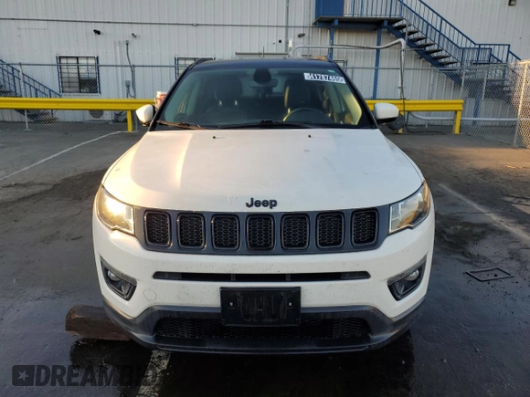 2019 Jeep Compass Altitude with VIN 3C4NJCBB8KT658335, listed as a Copart auction lot 41787465 with 126,032 mi miles and Clean Title. Bid and sale history available at carsss.com. Image 5.