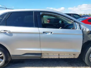 2016 Ford Edge SEL with VIN 2FMPK3J81GBC31668, listed as a IAAI auction lot 40769410 with 125,549 mi miles. Bid and sale history available at carsss.com. Image 13.