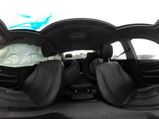 2015 BMW 3 Series 328i xDrive с VIN WBA3B5G53FNS20635, выставлен на аукционе IAAI как лот 42744509 с пробегом Не указан миль и . История ставок и продаж доступна на DreamBid. Изображение 18.