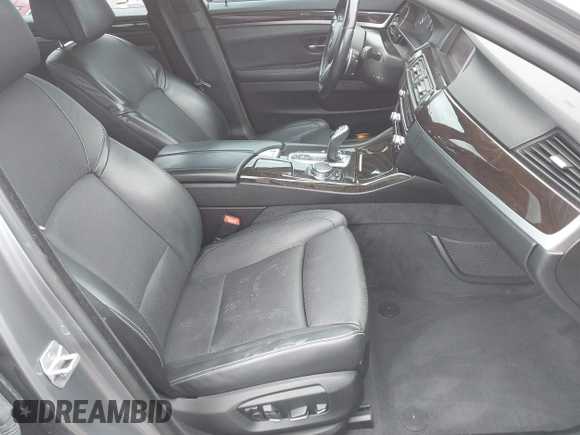 2016 BMW 5 Series 535i with VIN WBA5B1C58GG132970, listed as a IAAI auction lot 42120675 with 82,797 mi miles and . Bid and sale history available at DreamBid. Image 5.