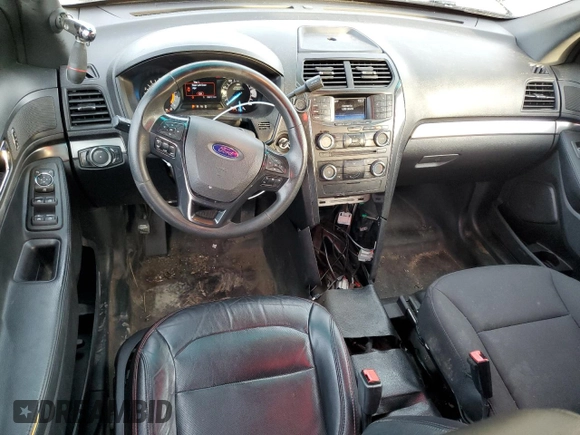 2016 Ford Utility Police Interceptor with VIN 1FM5K8AR4GGD31852, listed as a Copart auction lot 81687774 with 89,612 mi miles and Salvage Title. Bid and sale history available at carsss.com. Image 8.