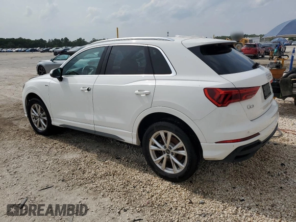 2024 Audi Q3 S line Premium z VIN WA1DECF36R1051672, wystawiony jako Copart lot #59265955 z przebiegiem 28 634 mil mil oraz Czysty tytuł • Clean title. Historia ofert i sprzedaży dostępna na DreamBid. Obrazek 2.