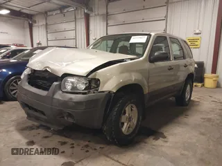 2005 Ford Escape XLS Value with VIN 1FMYU02Z35KA57707, listed as a IAAI auction lot 41759027 with 1 mi miles. Bid and sale history available at carsss.com. Image 18.