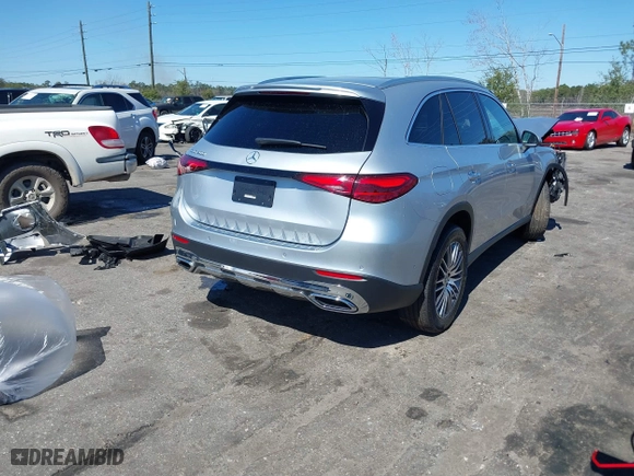 2024 Mercedes-Benz GLC with VIN W1NKM4GB4RF172935, listed as a IAAI auction lot 41693970 with 1,949 mi miles. Bid and sale history available at carsss.com. Image 4.