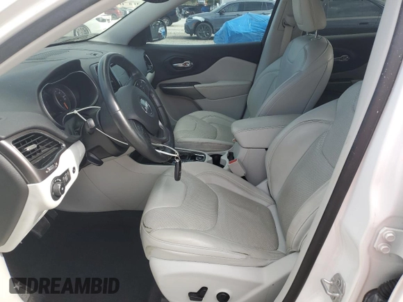 2019 Jeep Cherokee Limited z VIN 1C4PJLDB2KD243426, wystawiony jako Copart lot #52316665 z przebiegiem 52 100 mil mil oraz Szkoda całkowita • Salvage title. Historia ofert i sprzedaży dostępna na DreamBid. Obrazek 7.