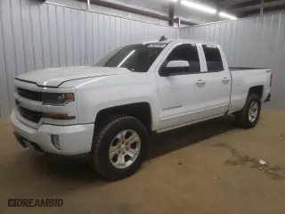 2018 Chevrolet Silverado 1500 LT with VIN 1GCVKREH6JZ138349, listed as a Copart auction lot 42260075 with 173,439 mi miles and Clean Title. Bid and sale history available at carsss.com. Image 1.