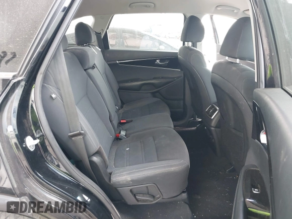 2019 Kia Sorento LX z VIN 5XYPG4A52KG490322, wystawiony jako IAAI lot #41928525 z przebiegiem 89 921 mil mil oraz . Historia ofert i sprzedaży dostępna na DreamBid. Obrazek 8.