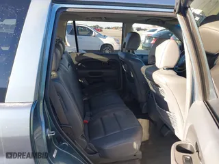 2007 Honda Pilot EX-L with VIN 5FNYF285X7B045780, listed as a IAAI auction lot 41324224 with 168,911 mi miles. Bid and sale history available at carsss.com. Image 8.
