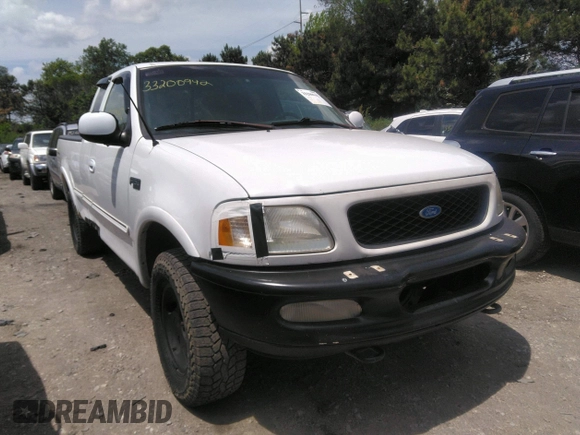 1997 Ford F-150 XL с VIN 1FTDX18W8VNB58690, выставлен на аукционе IAAI как лот 33200942 с пробегом 234 870 миль миль и . История ставок и продаж доступна на DreamBid. Изображение 1.