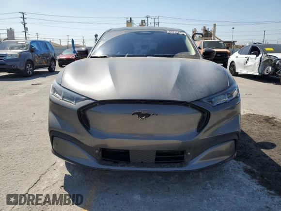 2023 Ford Mustang Mach-E Premium z VIN 3FMTK3RM4PMA41216, wystawiony jako Copart lot #59234645 z przebiegiem 47 223 mil mil oraz Szkoda całkowita • Salvage title. Historia ofert i sprzedaży dostępna na DreamBid. Obrazek 5.